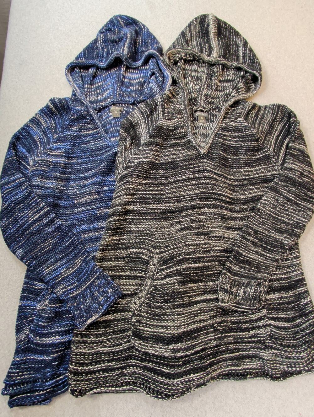 Eddie Bauer Womens XL Sweaters (lot of 2) Hoodie Loose Knit Lightweight Pocket